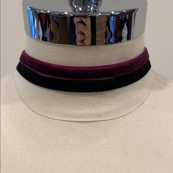 Necklace - Picture 2 of 3